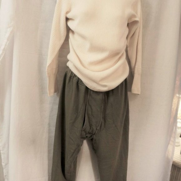 Vintage Comfy Soft Warm German Olive Green Sweats Unisex - Picture 1 of 8